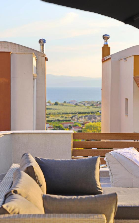 Heaven Horizon Villa Karianí المظهر الخارجي الصورة